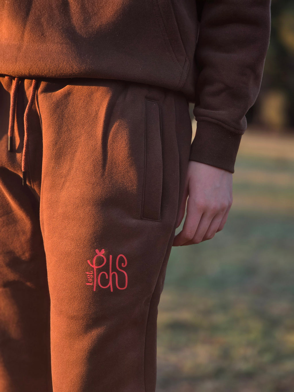 Classic Sweatpants in Chocolate
